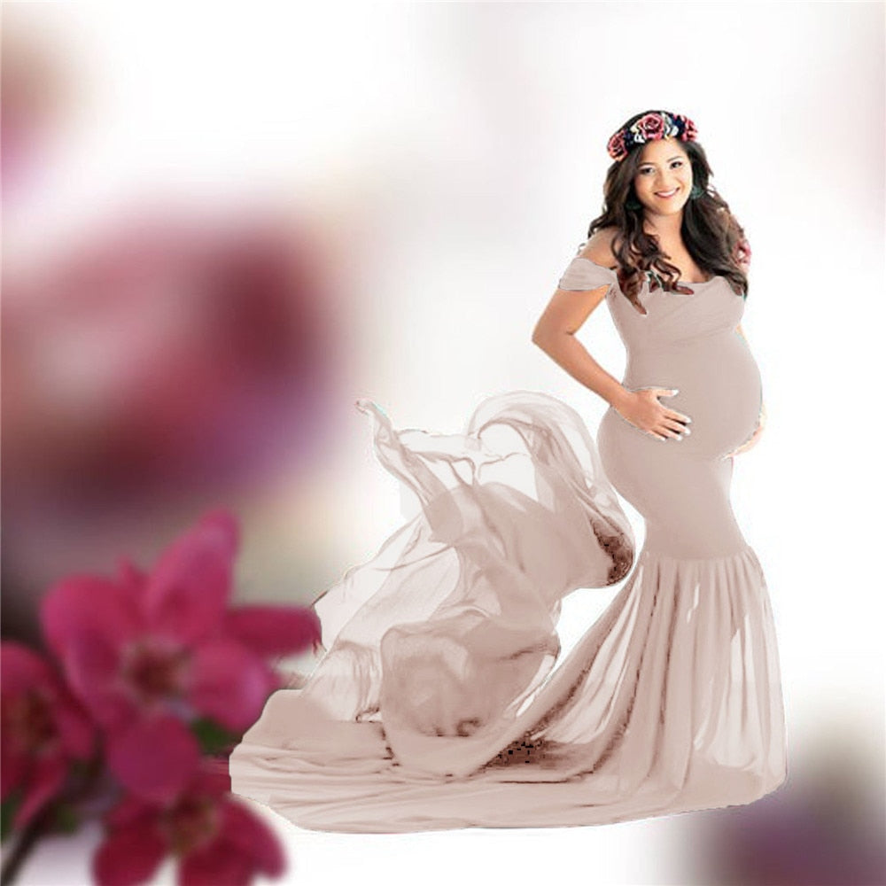 Long Maternity Photography for Photoshoot. Off Shoulder Pregnant Dress, Maxi Maternity Gown