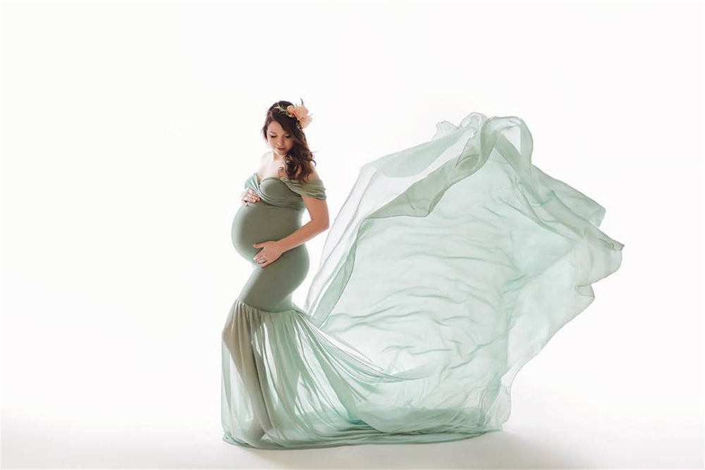 Long Maternity Photography for Photoshoot. Off Shoulder Pregnant Dress, Maxi Maternity Gown