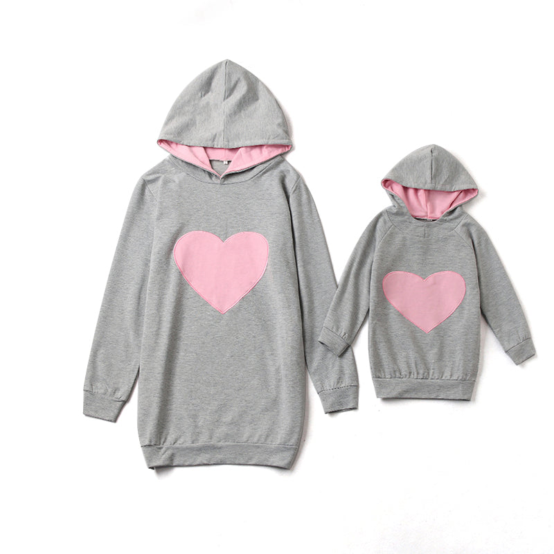 Family Sets Mother And Daughter Hoodie Parent-child Coat Wear Tops Heart-shaped Hooded Long Sleeve Sweater Baby Girl Clothes