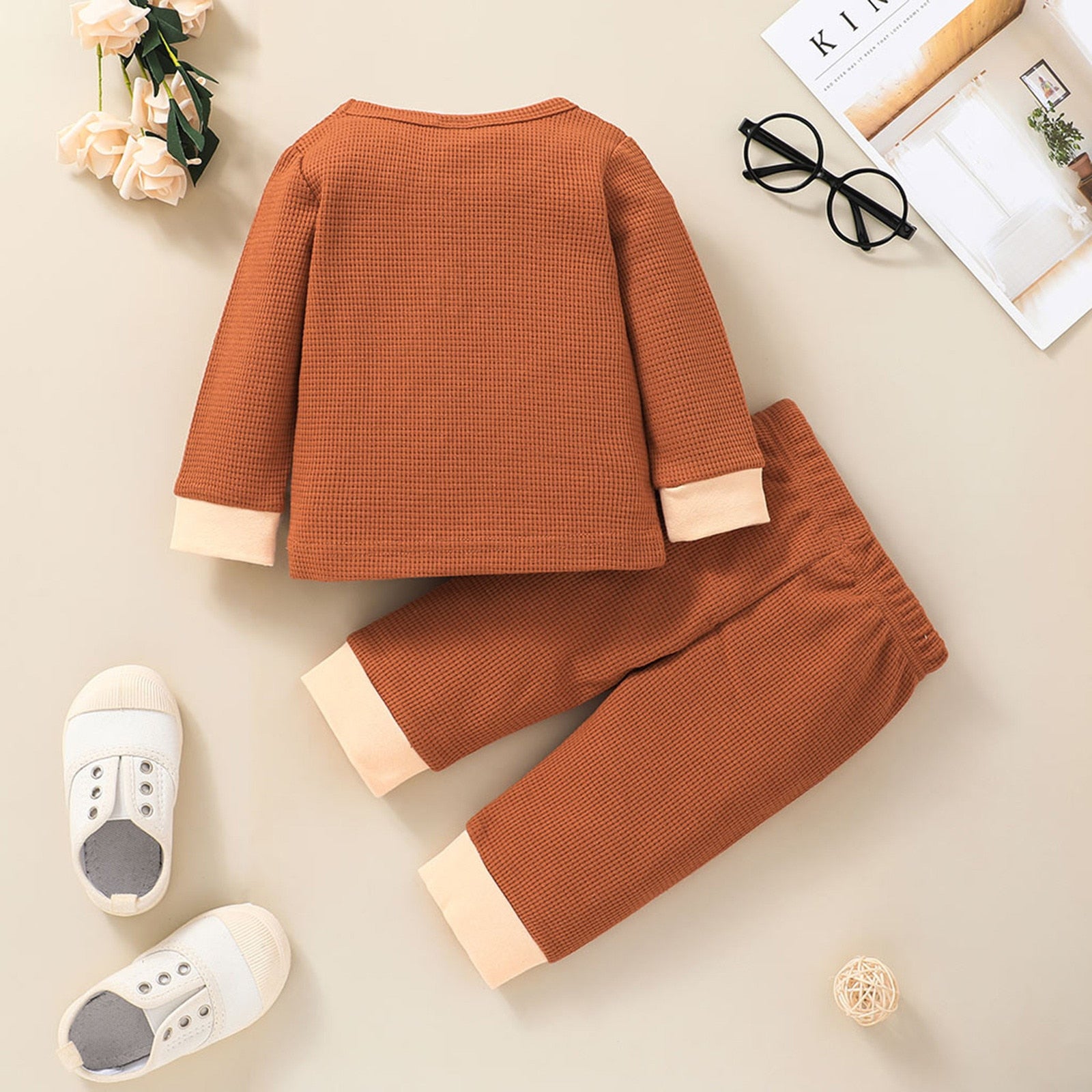 Newborn Unisex Buttoned Patchwork Sweatshirt +Pants Set